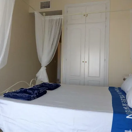 Marina De La Duquesa Apartment