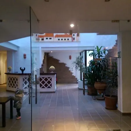 Marina De La Duquesa Apartment