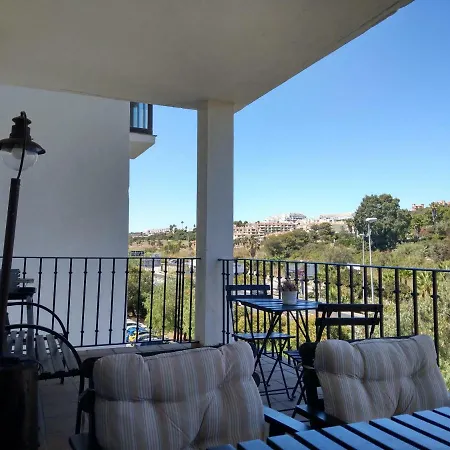 Marina De La Duquesa Apartment